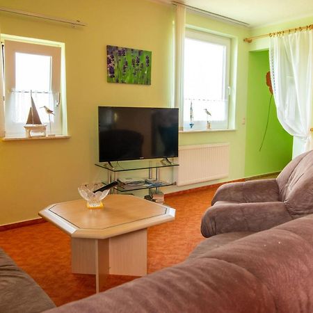 Urlaubs-Appartement Am Dorfrand Вик Экстерьер фото
