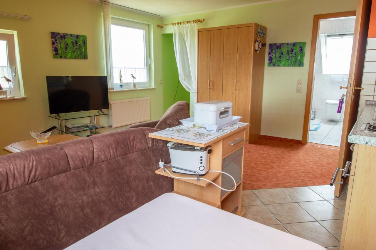 Urlaubs-Appartement Am Dorfrand Вик Экстерьер фото